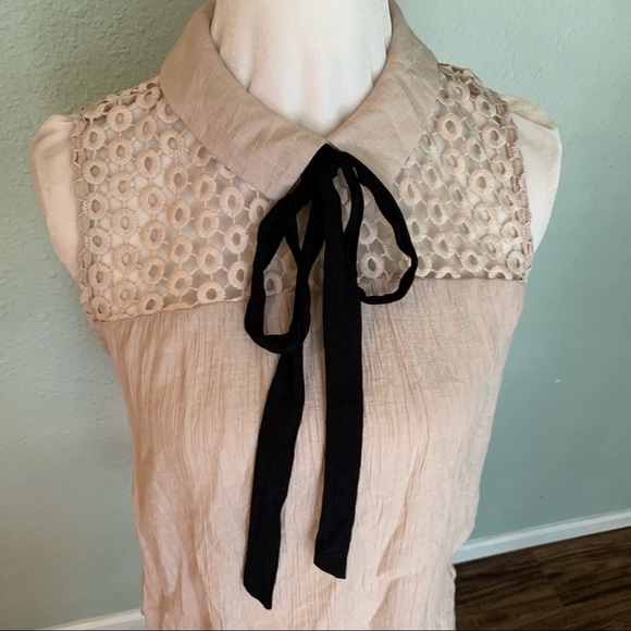 Lydelle flowy sleeveless top - Picture 2 of 9